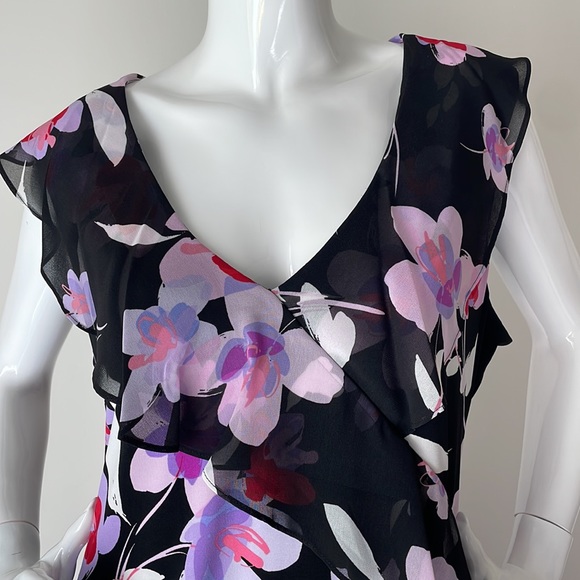 Calvin Klein: Sleeveless Surplice V-Neck Floral Dress Size 1X. - Picture 3 of 13
